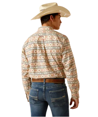 Ariat Men's Timothy Classic Fit Button Down Shirt 10048370
