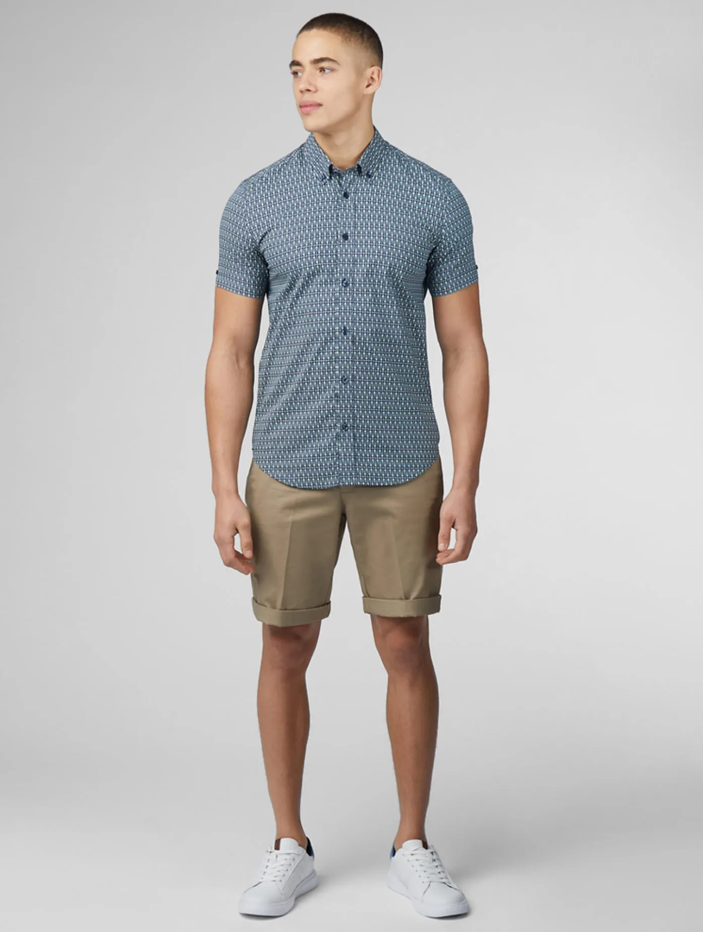 Ben Sherman Geo Spot Print S/S Shirt 191