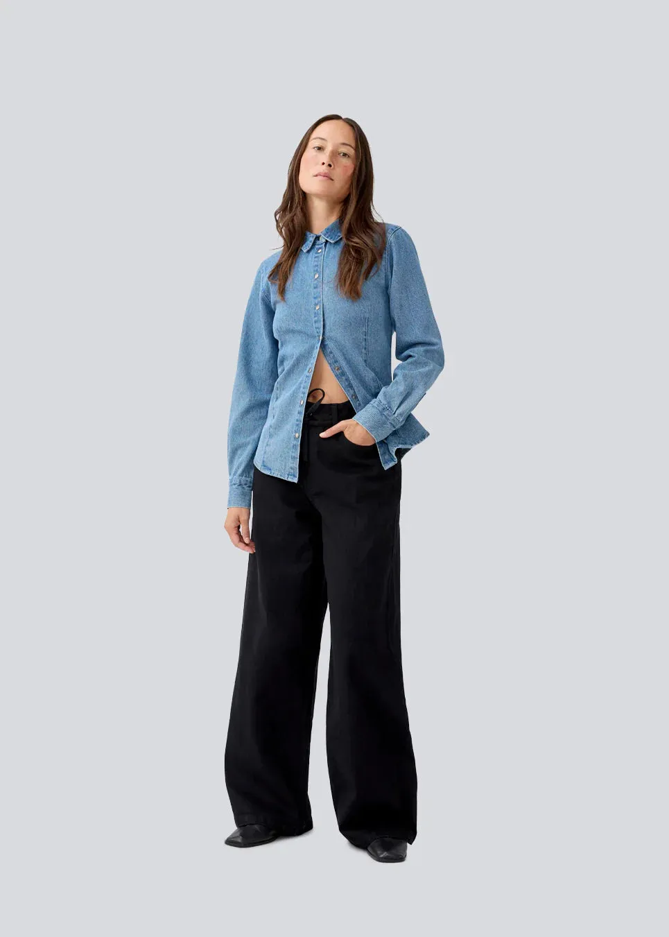 Isolde Solid Pants - Black