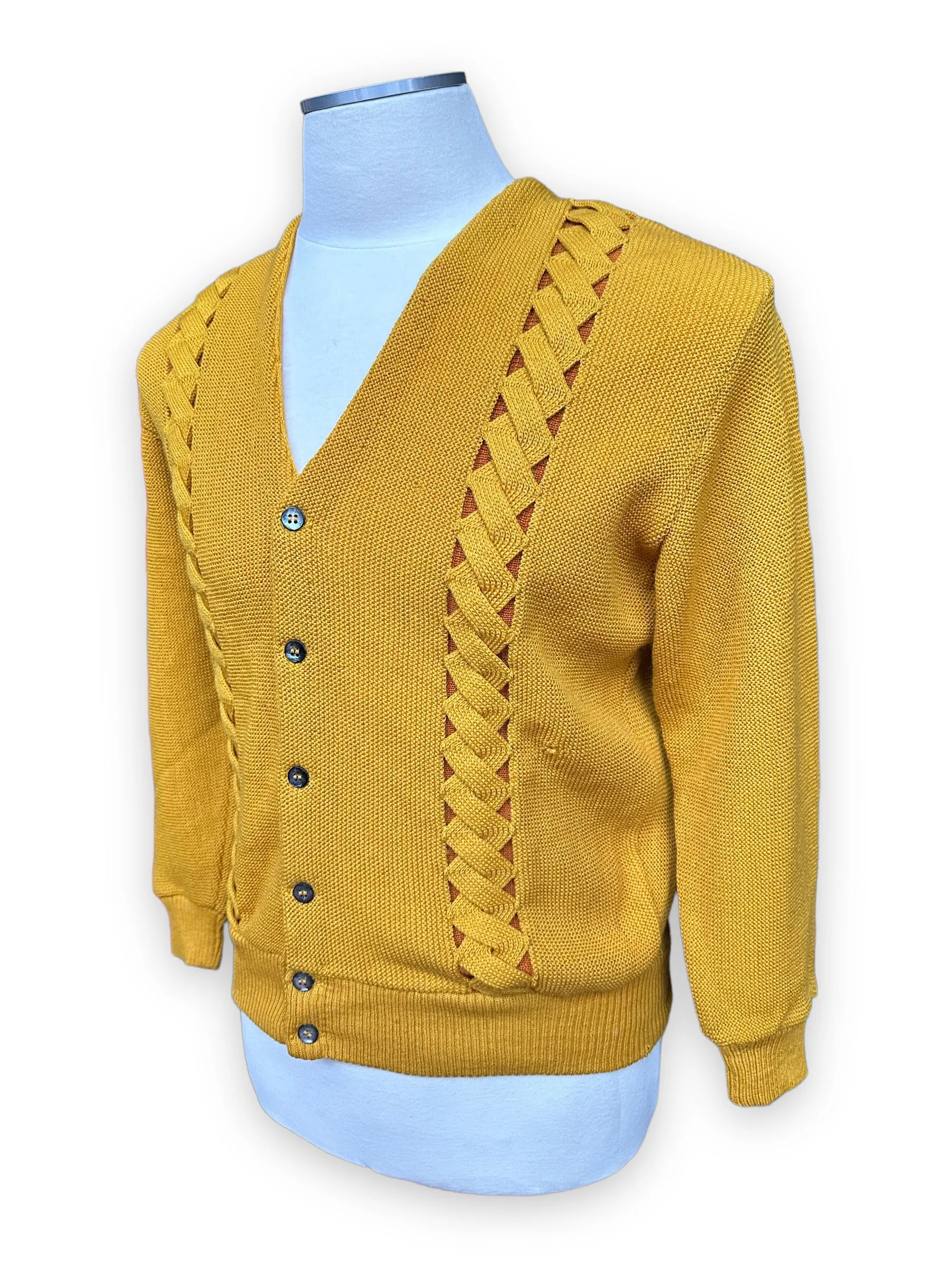 Vintage Seattle Knitting Mills Golden Double Helix Wool Sweater SZ M |  Vintage Cardigan Sweaters Seattle | Barn Owl Vintage Seattle